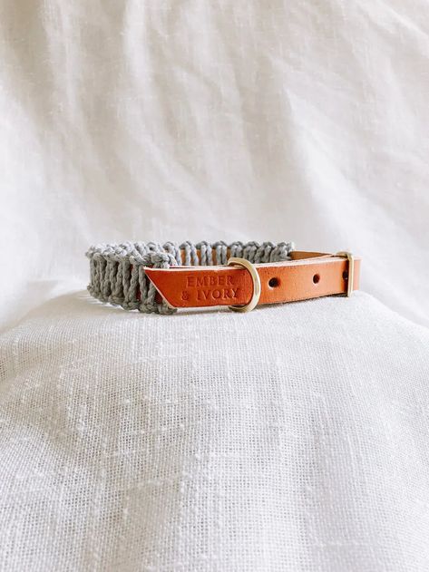 A classic leather collar with a little bit of boho - perfect for everyday wear. Ember & Ivory collars are very strong and sturdy, yet lightweight and comfortable for your pup to wear. All collars are 5/8" wide leather and 1" wide macrame for that perfect, minimal boho look.FEATURES- Vegetable-tanned leather- 100% cotton rope & natural dye- Solid brass hardware- Solid brass D-ring, perfect for name tag & accessories- Handmade in Fort Myers, FloridaSIZESX-SMALL: neck sizes 7" - 10"SMALL: neck size