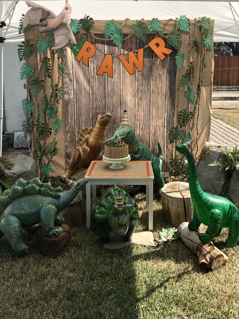 Dinosaur photo booth Dinosaur Party Photo Booth, Dino Photo Booth, Dinosaur Photo Backdrop, Dinosaur Backdrop Ideas, Dinosaur Classroom Theme, Dinosaur Photo Booth, Dinosaur Birthday Party Decor, Dinosaur Backdrop, Dinosaur Classroom