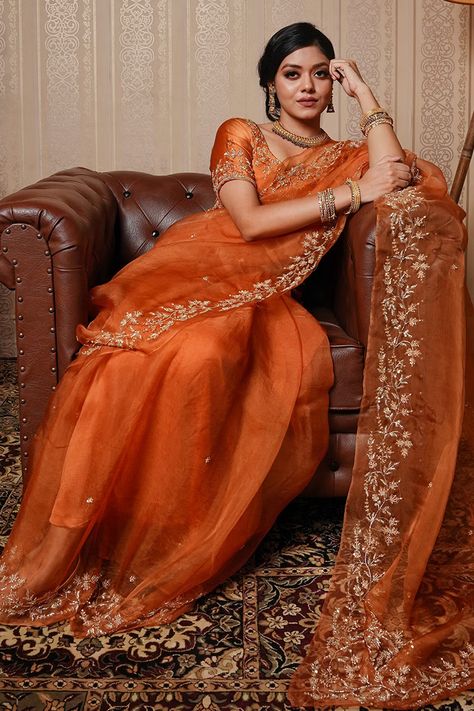 Blouse Satin, Simple Saree Designs, Bridal Sarees South Indian, Brocade Saree, Orange Saree, Border Saree, Simple Sarees, Indian Saree Blouses Designs, Saree Designs Party Wear