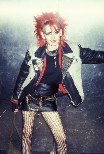 80s Punk Fashion, Secret Cinema, Punk 80s, Indie Outfits Grunge, Chica Punk, Cultura Punk, Look 80s, 1980s Fashion Trends, Estilo Punk Rock