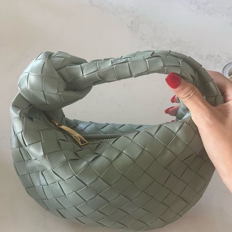 Bottega Veneta Jodie Mini Sage. Worn Once Brand New Condition. Spring Color. Fits A Lot Bottega Jodie Green, Bottega Bag Aesthetic, Bottega Veneta Bag Green, Bottega Jodie, Bottega Veneta Jodie Mini, Bottega Bag, Bottega Veneta Jodie, Mini Jodie, Bottega Veneta Bag