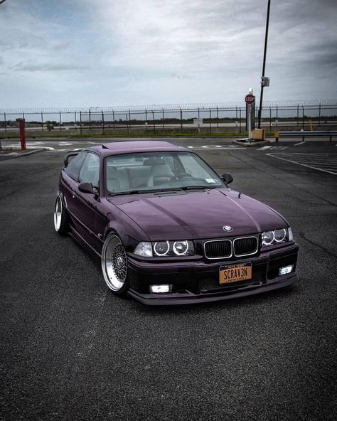 Stunning ///M3 Owner: @scrav3n Tag us #BMW_World_UA #BMWRLDUA Crew: @launchctrl @bmwrldua @bmw.mpower.ua @m3piotr @bmwcoool @ms_gr4y E36 Cabrio, Bmw E36 M3, E36 Coupe, Serie Bmw, E36 M3, Dream Cars Bmw, Bmw M Power, Custom Chevy Trucks, Bmw E39