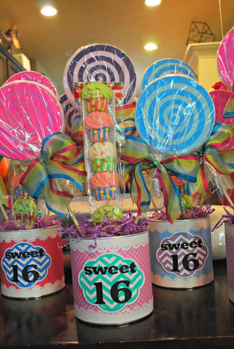 25 Sweet Sixteen Party Ideas For Girls Sweet 16 Candy, Sweet 16 Centerpieces, Sweet 16 Party Decorations, Candy Centerpieces, Sweet 16 Themes, Sweet 16 Decorations, Sweet 16 Party, Handmade Candy, Candy Land Theme