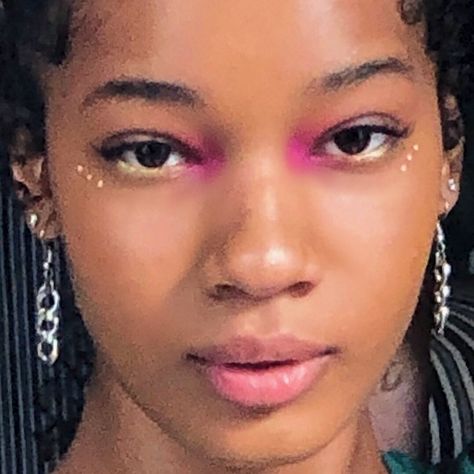 ⁘ ERIS ⁘ on Instagram: “I mean...” Eyeshadow In Corner Of Eye, Eyeshadow Corner Of Eye, Inner Eye Corner Makeup, Pink Waterline Makeup, Yellow And Pink Makeup, Eris The Planet, Pink And Yellow Makeup, Uncultured Swine, Makeup Photos