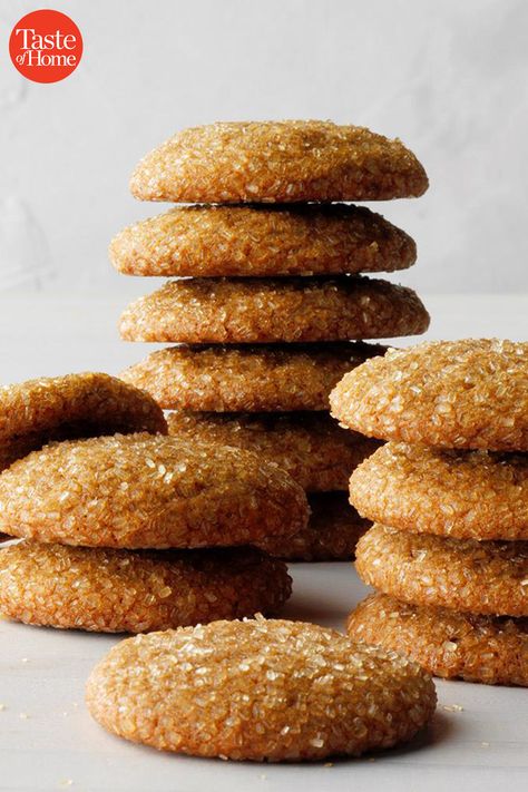 Essen, Molasses Cookies, Vintage Baking, Fall Cookies, Crinkle Cookies, Spice Cookies, Ginger Cookies, Taste Of Home, Molasses