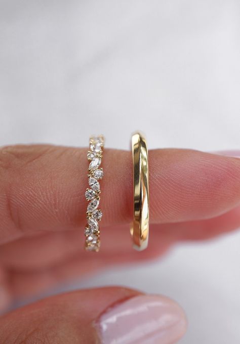 خواتم خطوبة, Wedding Rings Sets His And Hers, Couple Ring Design, Cute Engagement Rings, Future Engagement Rings, Couple Wedding Rings, Ring Styles, Wedding Rings Simple, Gold Rings Fashion