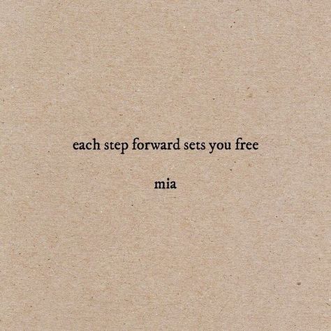 Each step forward sets you free #quote Poetry Quotes, Makeup Sephora, One Step Forward, Freedom Quotes, Fina Ord, Motiverende Quotes, New Energy, Charlotte Tilbury, Quote Aesthetic