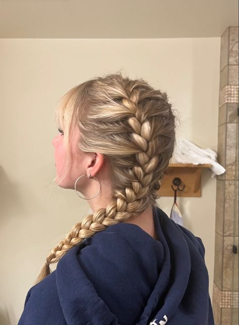 Soccer Hairstyles, Two French Braids, Loose French Braids, Hairstyle Examples, French Braid Hairstyles, Plaits Hairstyles, Women's Hairstyles, Hair Stylies, Work Hairstyles