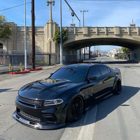 Dodge Hellcat, Car Builds, Luxury Transportation, Charger Hellcat, Dodge Charger Sxt, Dodge Chargers, Charger Srt Hellcat, Creepy Smile, Dodge Srt