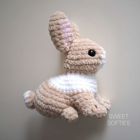 Firefox the Realistic Fox · Amigurumi Crochet Pattern - Sweet Softies Amigurumi Patterns, Crochet Fox Pattern Free, Crochet Rabbit Free Pattern, Fox Amigurumi, Crocheted Fox Pattern, Crochet Easter, Cozy Crochet Patterns, Crochet Bunny Pattern, Easter Crochet Patterns