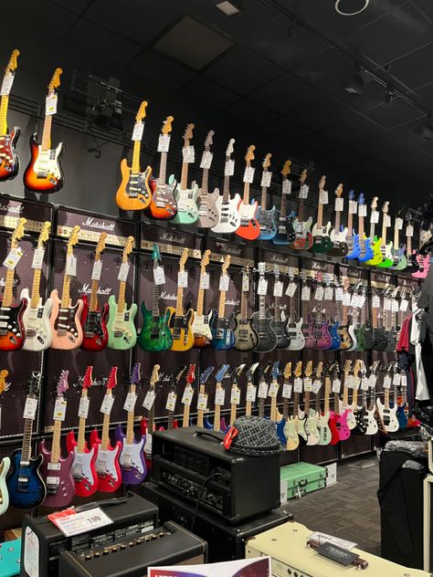 Instrument Shop Aesthetic, Guitar Shop Aesthetic, Electric Guitar Collection, Grungecore Aesthetic, Electro Guitar, Electric Guitar Design, Rockstar Aesthetic, Guitar Obsession, Guitar Riffs