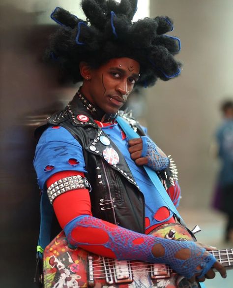 Hobie Brown Spider Punk Cosplay, Spider Punk Cosplay, Punk Cosplay, Black Cosplayers, Hobie Brown, Punk Boy, Spider Punk, Mine Forever, Spider-man Wallpaper