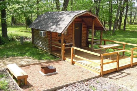 Koa Camping Cabins, Private Campground Ideas, Summer Camp Cabin, Campground Ideas, Camping Pods, Kentucky Lake, Deck Addition, Alternative Homes, Camp Ground