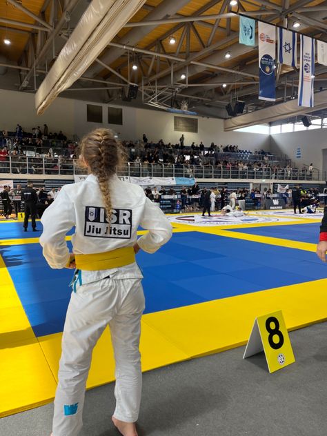 Jiu Jitsu Competition, Jiujitsu Hairstyles, Brazilian Juijitsu Aesthetic, Jui Jitsu Aesthetic, Jujitsu Aesthetic, Jiujitsu Aesthetic, Jiu Jitsu Wallpaper, Bjj Aesthetic, Jiu Jitsu Aesthetic