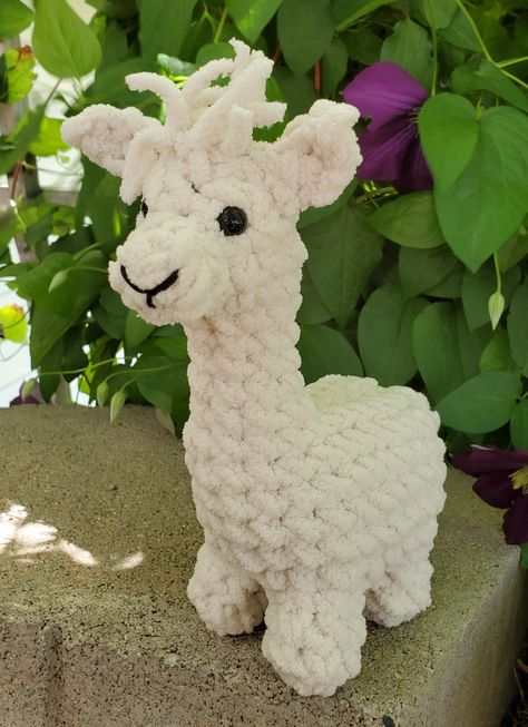 Amigurumi Patterns, Amigurumi Alpaca, Crochet Blanket Yarn, Yarn Animals, Bernat Yarn, Easy Crochet Animals, Bernat Blanket Yarn, Easy Crochet Patterns Free, Crochet Animals Free Patterns