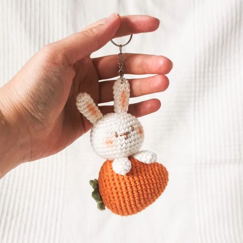 Amigurumi Keychain Bunny Crochet Pattern - Amigurumi Amigurumi Patterns, Flower Crochet Keychain Free Pattern, Crochet Bunny Keychain, Keychain Bunny, Panda Applique, Free Crochet Flower Patterns, Free Crochet Flower, Amigurumi Keychain, Bunny Crochet Pattern