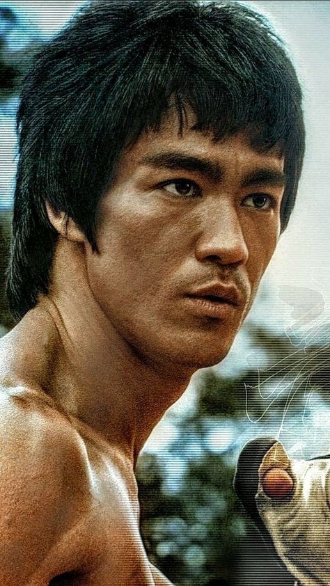 Dark Animation, Bruce Lee Pictures, Bruce Lee Art, Bruce Lee Martial Arts, Bruce Lee Quotes, Bruce Lee Photos, Jeet Kune Do, Enter The Dragon, Mind Body And Spirit