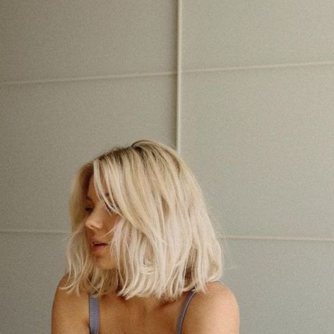 Aesthetic Blonde, Blonde Pixie Cut, Haircut Blonde, Blonde Haircuts, Blonde Pixie Haircut, Blonde Hair Inspiration, Blonde Hair Looks, Hair Blonde, Blonde Pixie