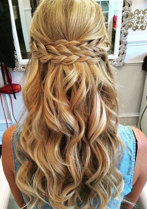 35 Cute Little Girl Updos That'll Steal The Show – HairstyleCamp Girls Updo, Easy Hairstyles For Medium Hair, Wedding Guest Hairstyles, Prom Hairstyles For Long Hair, Pinterest Hair, Fancy Hairstyles, Short Hair Styles Easy, Easy Hairstyles For Long Hair, Wedding Hair And Makeup