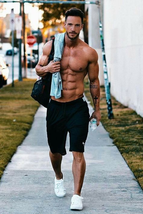 Daniel Fox (@magic_fox) Daniel Fox, Magic Fox, Men’s Fitness, Hot Abs, Body Building Men, Mens Fashion Blog, Great Body, Muscular Men, Male Physique