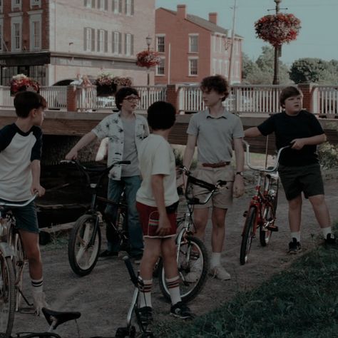 The Losers Club Aesthetic, It 2017 Aesthetic, 80s Slasher Summer Aesthetic, Summer Slasher, 80s Slasher, Slasher Summer, Small Town Mystery, It Aesthetic, 80s Summer