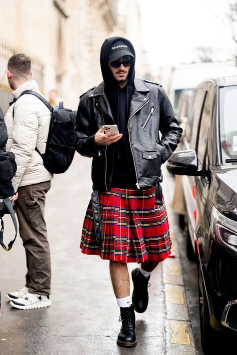 Men's Kilts Fashion, Men’s Skirt Fashion, Men’s Kilt Outfit, Men Kilt Outfit, Men Skirts Fashion, Kilt Outfits Men, Kilt Fashion Men, Male Skirt Fashion, 2023 Men’s Fashion Trends