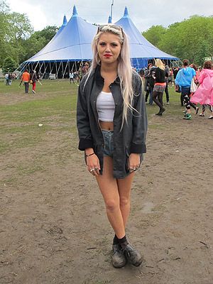 Street style: Lovebox 2012 festival fashion :: Cosmopolitan UK Music Festivals, Festival Outfits, Cute Festival Outfits, Festival Outfit Inspo, Summer Festival Fashion, Festival Inspo, Summer Festival, Festival Outfit, Cosmopolitan