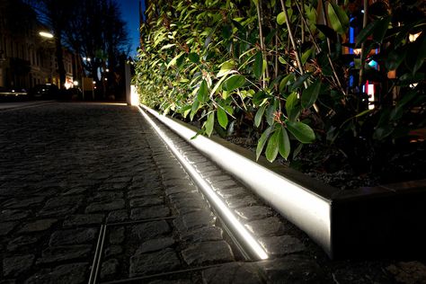 LED-LightLine by ADO Lights | STYLEPARK Led Strip Lighting Ideas Outdoor, Sidewalk Lighting, Modern Driveway, Outdoor Led Strips, Driveway Lighting, Led Tape Lighting, Architectural Lighting Design, Green Facade, Led Band