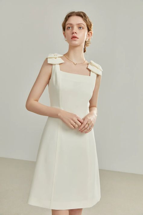 Satin Frocks For Women, White Dress Korean, White Dress Sleeveless, Bow Straps, Square Neckline Dress, White Dress Formal, Cute White Dress, Elegant Outfit Classy, Frock For Women