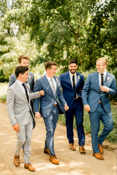 Mismatched Blue Suits Groomsmen, Mixed Color Groomsmen Suits, Groomsmen Shades Of Blue, Groomsmen Attire Mix And Match, Different Suits Groomsmen, Groomsmen Summer Wedding Attire, Men’s Colored Wedding Suit, Groom Not Matching Groomsmen, Groomsmen Mix And Match