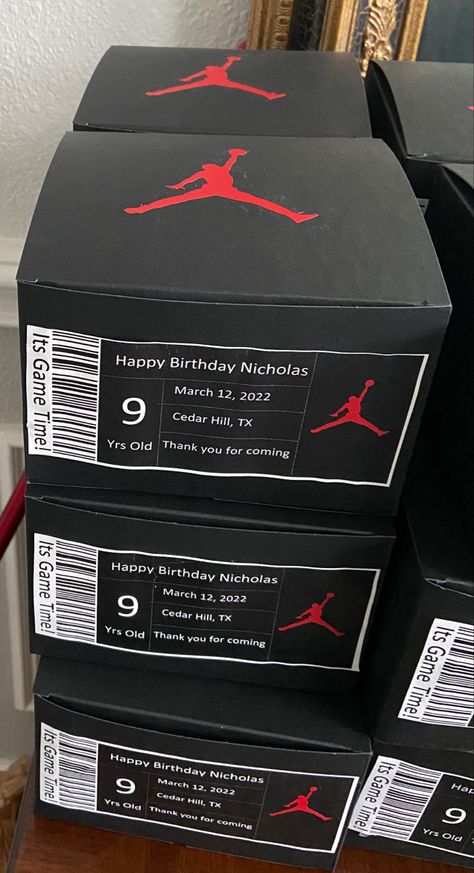 Jordans Party Theme, Boys Nike Birthday Party, Hypebeast Birthday Party, Jordan First Birthday Theme, Jordans Theme Birthday Party, Chicago Bulls Party Ideas, Air Jordan Party Theme Ideas, Nike Jordan Party Theme, Jordan Theme Birthday Party Ideas 23