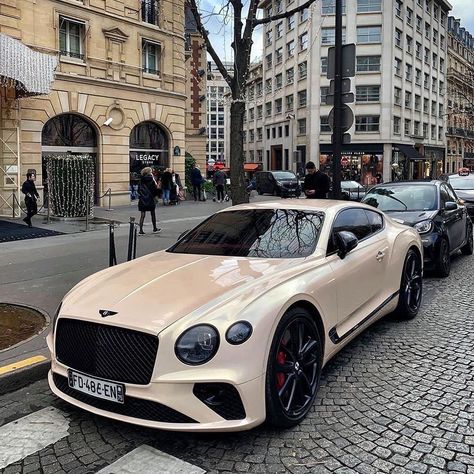 Luxe Plug on Instagram: “Bentley Continental GT🤩 Tag someone that needs to see this!🥂 Follow @luxeplug for more! - - 📸 @tim.spot | #Luxeplug ________ #car…” Luxury Quote, Breakfast Luxury, Penthouses Luxury, Luxury Breakfast, Tmax Yamaha, Luxury Ideas, Bathrooms Luxury, Houses Luxury, Living Luxury