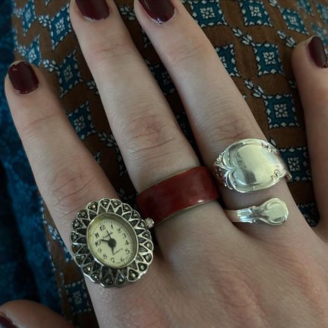 vintage rings. vintage aesthetic. fairy aesthetic. witch aesthetic. whimsical. clock ring. spoon ring. red ring. red nails. stevie nicks. Clock Rings Aesthetic, Stevie Nicks Asthetic, Clock Ring Vintage, Stevie Nicks Nail Ideas, Stevie Nicks Nails, Fairy Core Rings, Rings Vintage Aesthetic, 80s Rings, Stevie Nicks Aesthetic