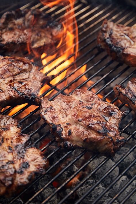 Grilled Pork Shoulder, The Best Pork Chops, Best Pork Chops, Barbeque Recipes, Bbq Shrimp, Grilled Pork Chops, Food Info, How To Grill Steak, Pork Shoulder