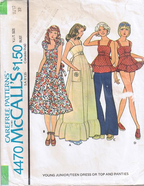 McCall's 4470; ©1975; Young Junior/Teen Dress or Top and Panties. Vintage Clothes Patterns, Patron Vintage, 60s And 70s Fashion, Teen Dress, Vintage Dress Patterns, Foto Vintage, Fashion Sewing Pattern, Moda Vintage, Dress Top