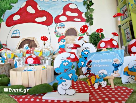 Smurfs Village birthday party! See more party ideas at CatchMyParty.com! Smurf Decorations Ideas, Smurf Themed Birthday Party, Smurf Birthday Party Ideas, Smurfs Birthday Party Ideas, Smurfs Party Decorations, Smurfs Birthday, Smurfs Village, Smurfs Cake, Smurfs Party
