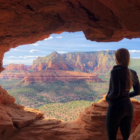 Sedona Arizona, Utah Aesthetic Pictures, Arizona Aesthetic, Arizona Travel, Destination Voyage, Pretty Places, Travel Inspo, Travel Aesthetic, Dream Vacations