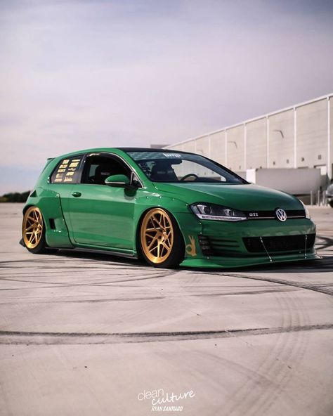 Mk7 VW Golf widebody in green and gold... Killin it. Hatchbacks, Vw Golf Modified, Citi Golf Mk1 Modified, Jetta A4, Vw Polo Gti, Gti Mk7, Mk6 Gti, Rocket Bunny, Polo Gti