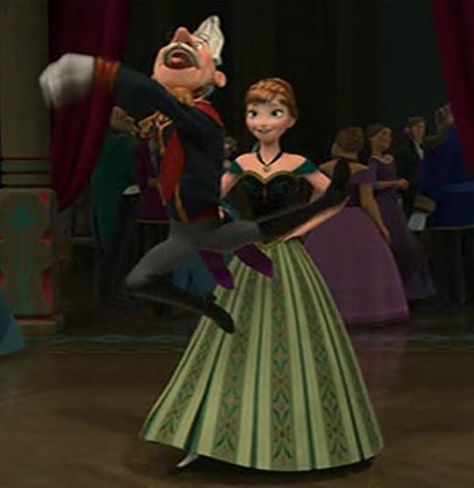 Oh my...... this is why you never pause a Disney movie lolz <- no. This is why you should ALWAYS pause a Disney movie! Funny Disney, Fandoms Unite, Paused Disney Movies, Didney Worl, Funny Disney Memes, Disney Jokes, It's Funny, Disney Movie, Disney Memes