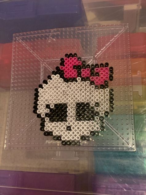 perler bead skeleton kandi Perler Beads Astetic, Perler Beads Skeleton, Perler Beads Scary, Perler Bead Patterns Y2k, Fluttershy Perler Beads, Draculaura Perler Beads, Perler Beads Without Black, Perler Bead Magnet Patterns, Perler Bead Art Easy