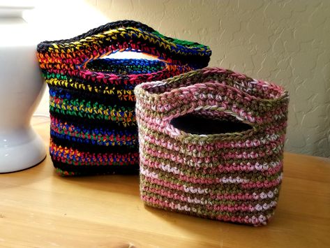 Amigurumi Patterns, Crocheted Fashion, Scripture Bag, Bible Bag, Lds Scriptures, Free Crochet Bag, Crochet Shell Stitch, Crochet Bags Purses, Crochet Stuff