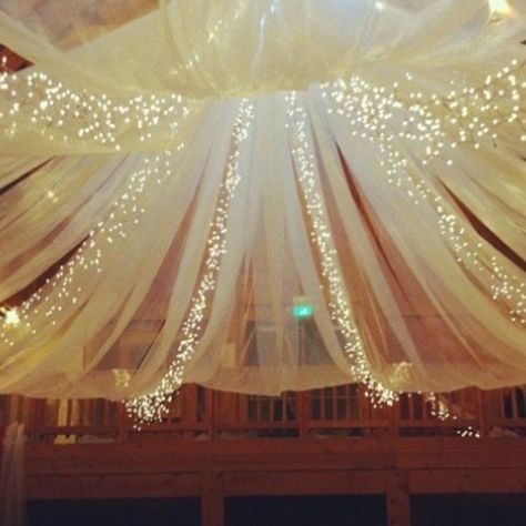 Diy Wedding Tent, Tulle Wedding Decorations, Wedding Pew Decorations, Wedding Reception Dance Floor, Reception Ceiling, Seating Chart Wedding Diy, Wedding Pews, Wedding Ceiling, Wedding Reception Lighting