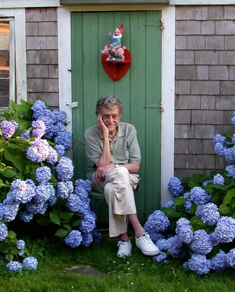 Kurt Vonnegut at home in Barnstable, Mass. (Photo Courtesy Vonnegut Family Archives). Dead Master, Slaughterhouse Five, Powells Books, Homes Exterior, Kurt Vonnegut, Francis Bacon, Whoopi Goldberg, Patrick Swayze, Bookish Things
