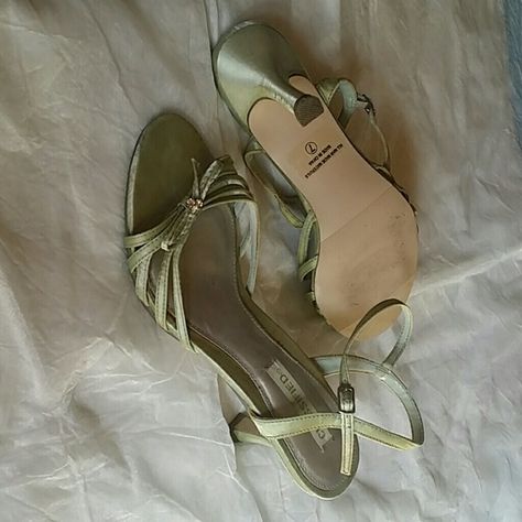 Prom Heels For Green Dress, Sage Green Tennis Shoes, Heels That Go With Green Dress, Dark Green Prom Shoes, Aestethic Heels, Enchanted Forest Heels, Green Fairy Shoes, Prom Shoes Green, Green Heels Prom