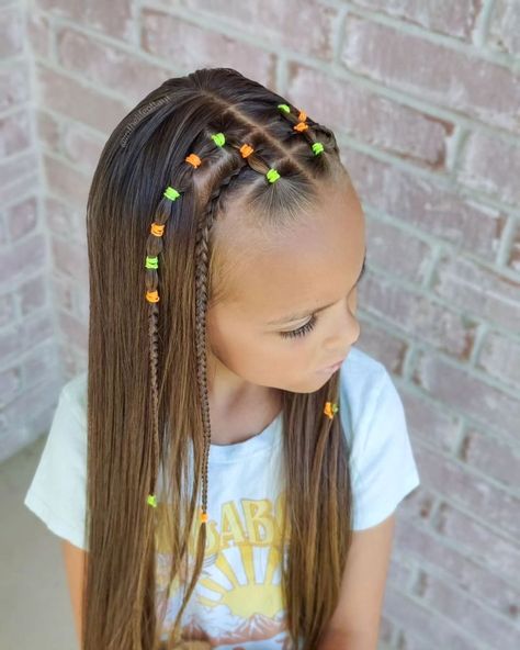 25 Adorable Back to School Hairstyles for Little Girls in 2024: Colorful Beaded Braids 3rd Grade Hairstyles, First Day Of School Braids, 4th Grade Hairstyles, Easy School Hairstyles For Kids, School Hairstyles For Kids, Back To School Braids, Beaded Braids, Caramel Ombre Hair, Kids School Hairstyles