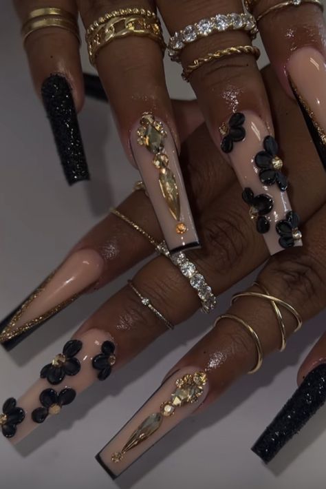 3d Black Flower Nail, Baddie Nails Black And Gold, Black Nails With Acrylic Flowers, Black Nails 3d Flowers, Black And Gold Glam Nails, Black And Gold Nails Black Women, Black And Gold Birthday Nails Acrylic, Black Acrylic Flower Nails, Wedding Ideas Gold And Black