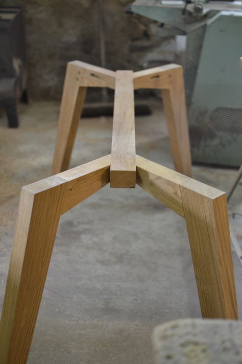 Diy Esstisch, Diy Table Legs, Kitchen Table Legs, Wood Table Legs, Wood Table Design, Wood Table Bases, Diy Dining Table, Diy Dining, Dining Table Bases