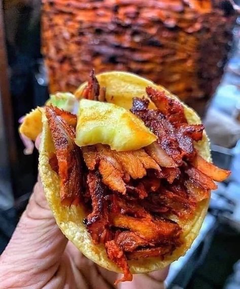 Clearly a taco fan! How about an Al Pastor right now folks? ? 😋 🌮 🌮 📷 @laprofelluvia Frases Mexicanas de Amor (A los Tacos 🌮) 😂 ¿Te gustan los tacos? . 1. Un taco 🌮 al día , la llave 🔑 de la alegría 😊🌮😘 2. Si el amor 💕 incluye tacos 🌮 ... ¡Me apunto! ✅ 3. Eres la salsa 💃🏻 de mis tacos 🌮 . 4. Yo 👩🏻‍💻, tú 🤵🏻 y tacos 🌮 . Piénsalo...👄 5. Buscaba el amor 💖 verdadero y encontré un puesto de tacos 🌮 . 6. A falta de amor 💕, tacos 🌮 . Breakfast Shrimp, Bbq Breakfast, Happy Taco, Tacos Al Pastor, Mexican Tacos, Food Receipt, Bbq Sauce Recipe, Food Babe, South Central