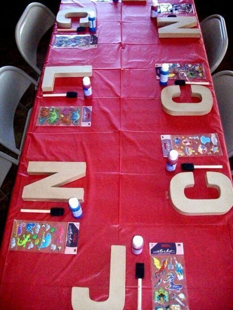 DIY Party idea! Have each child create their own customized monogram letter from Poca Cosa - Creating your own birthday parties at home has never been easier. These DIY Birthday Party Ideas are awesome! Backyard Party Games, Aktiviti Kanak-kanak, Birthday Party At Home, Art Birthday Party, Diy Birthday Party, Kids Party Games, Sleepover Party, Art Birthday, Wallpaper 3d