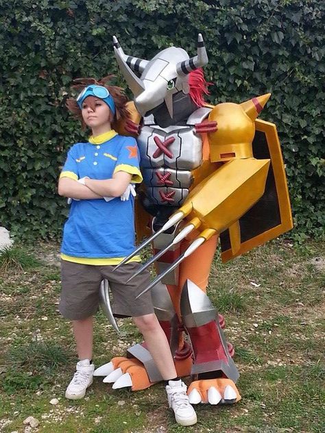 Digimon - Tai and Wargreymon cosplay by revyel on DeviantArt Male Cosplayers, Digimon Crests, Digimon Cosplay, Gamer Cosplay, Awesome Costumes, Digimon Adventure 02, Digimon Frontier, Digimon Digital Monsters, Digimon Adventure Tri